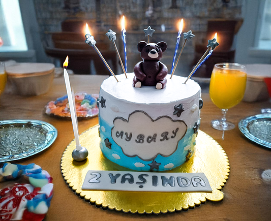 Şeker Hamuru Ayıcık Figürü Çocuk Pastası