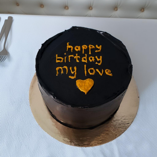 Siyah Doğum Günü Pastası